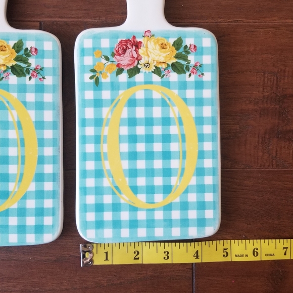 Ashland Letter "O" Home Decor Spring Cheese Board Tabletop - Picture 7 of 14